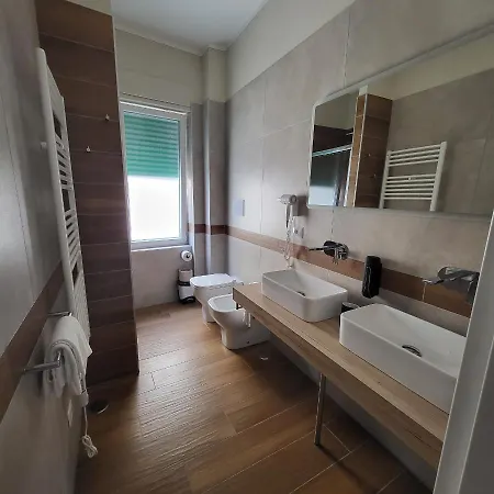 Urban 57 4*