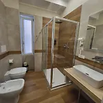 Urban 57 4*