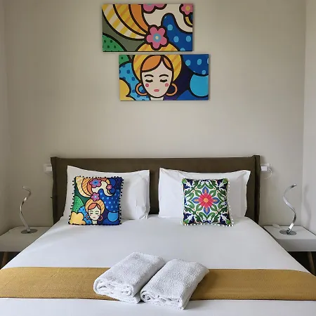 Urban 57 Bed & Breakfast 4*